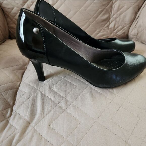 NWOT Lifestride Lively 10W Black pump - Picture 1 of 10